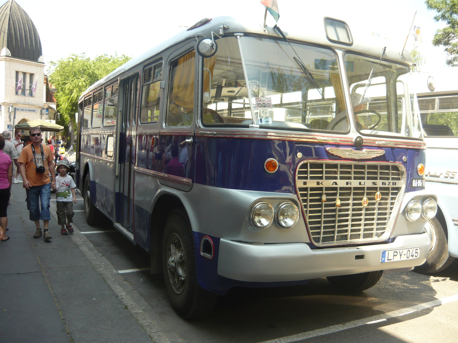 Ikarus 620 (LPY-045)