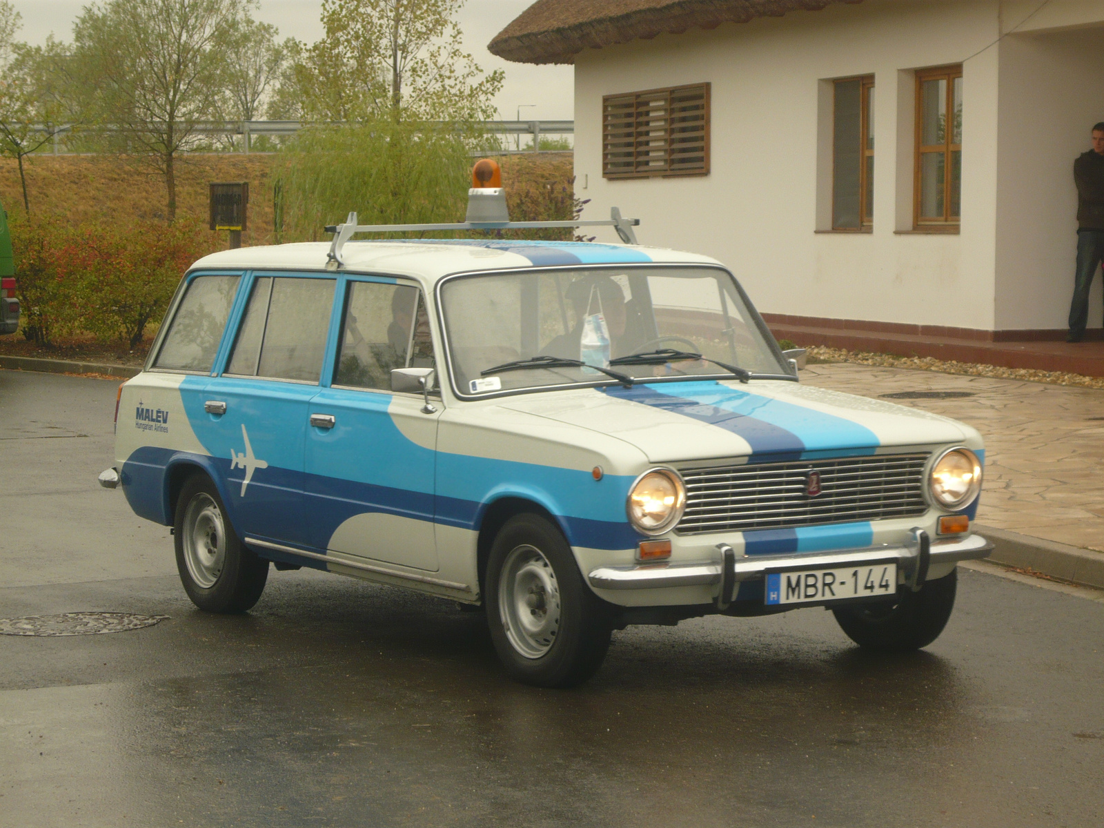 Lada 2102