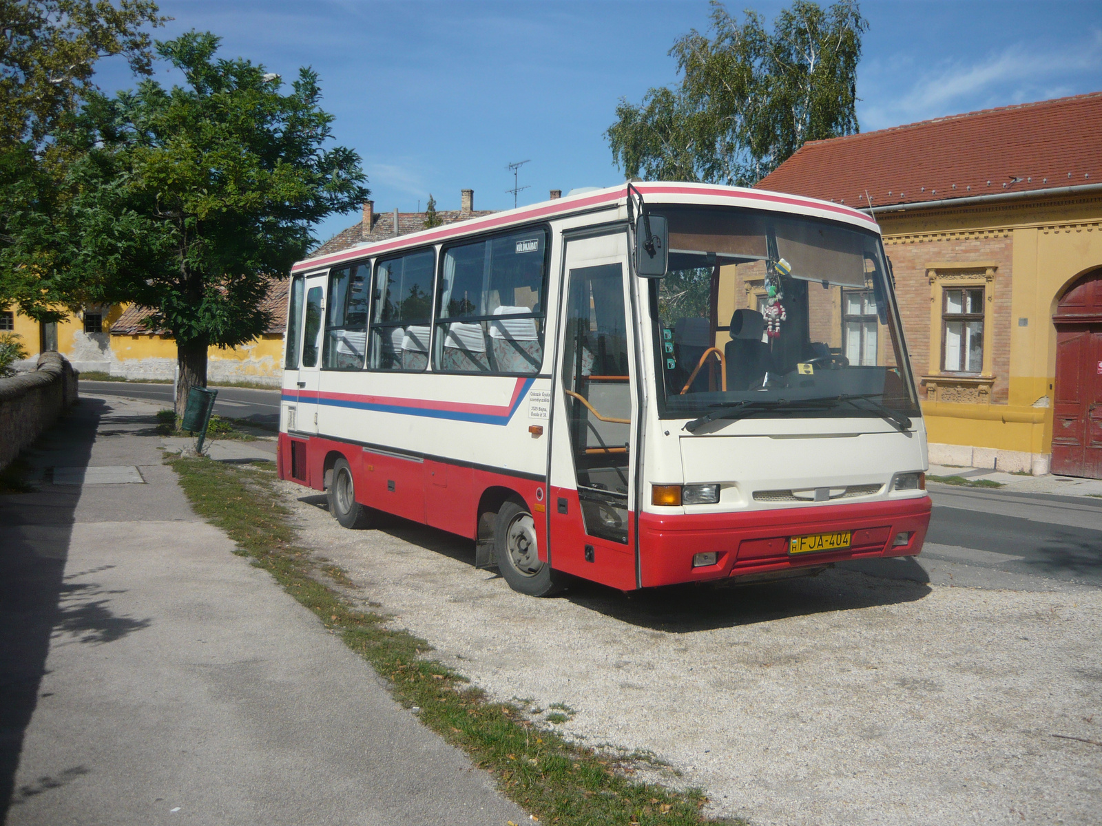 Ikarus 543.38 (FJA-404)