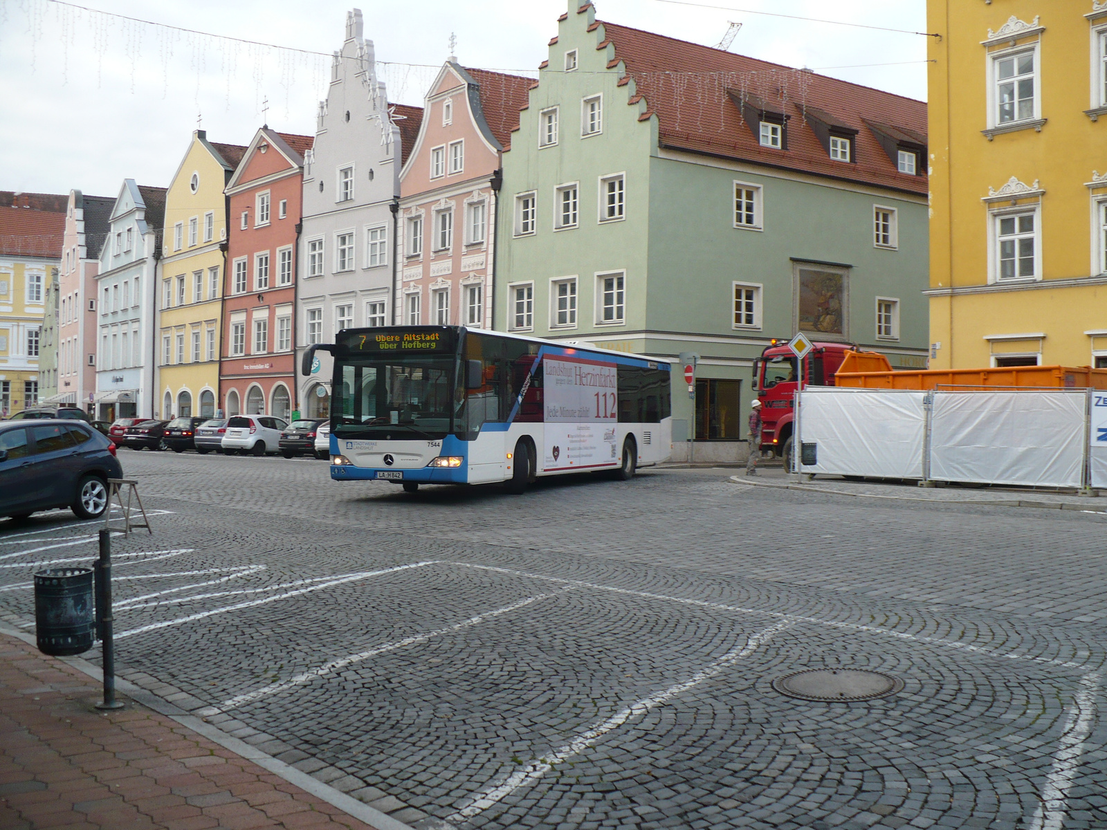 Mercedes-Benz Citaro (LA-H842)