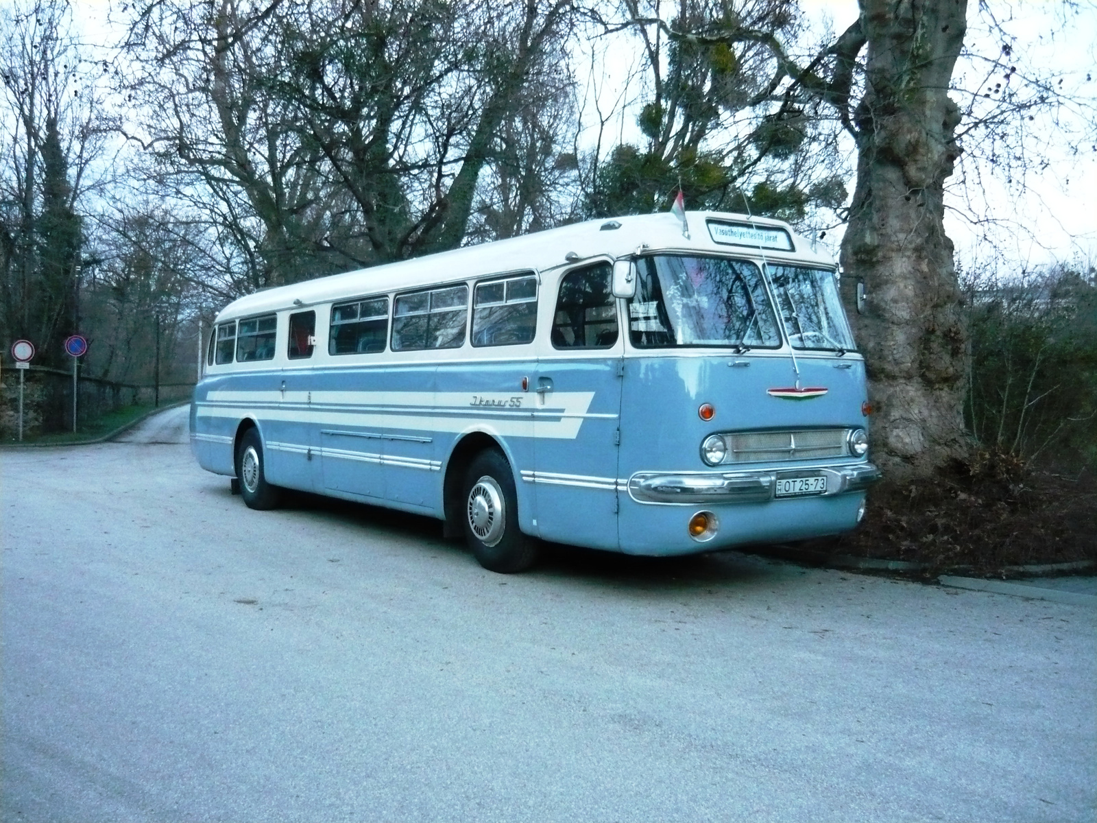 Ikarus 55.52 (OT 25-73)