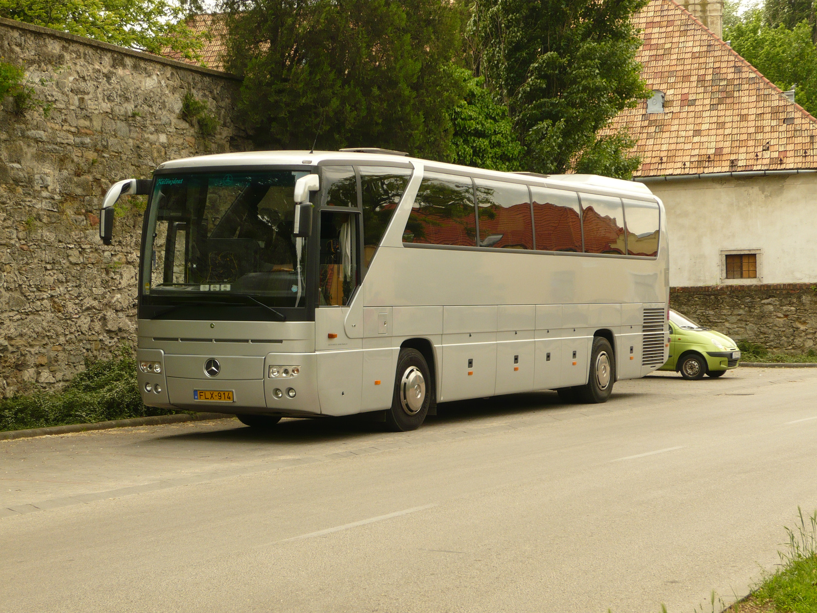 Mercedes-Benz Tourismo (FLX-914)