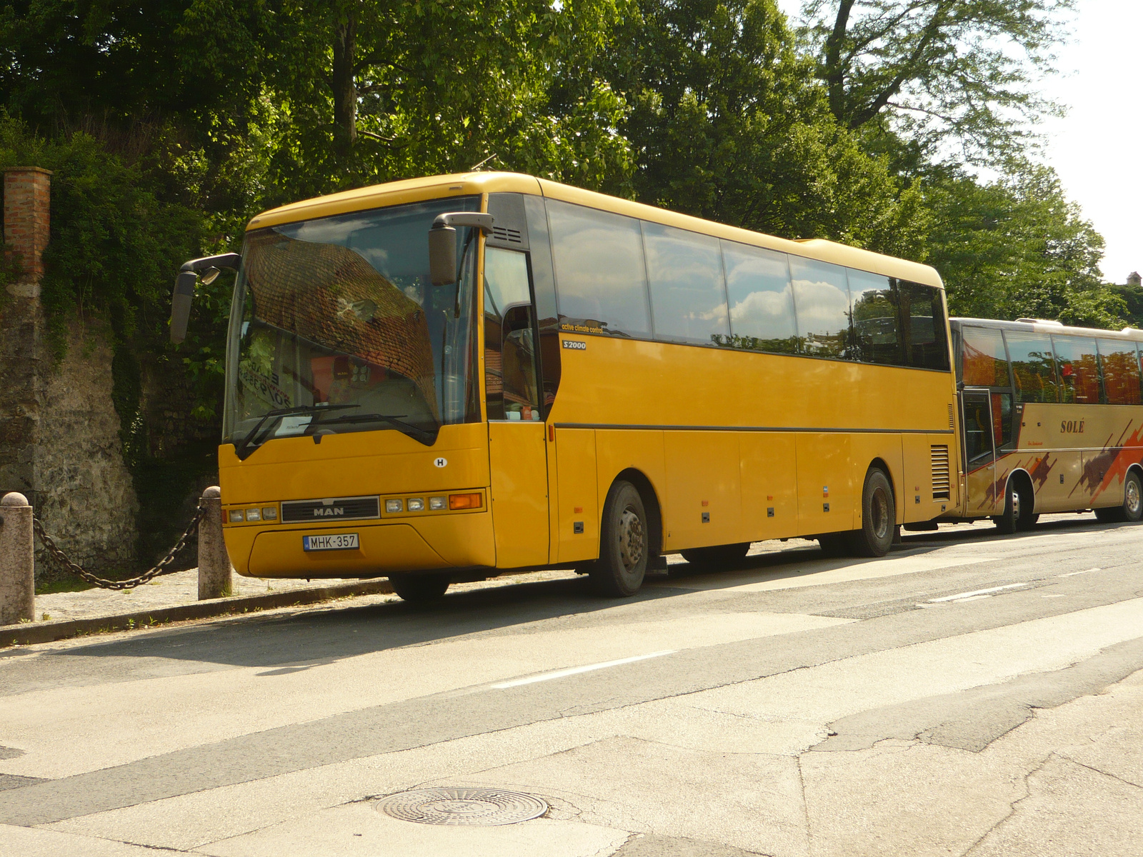 MAN Lion's Coach (MHK-357)