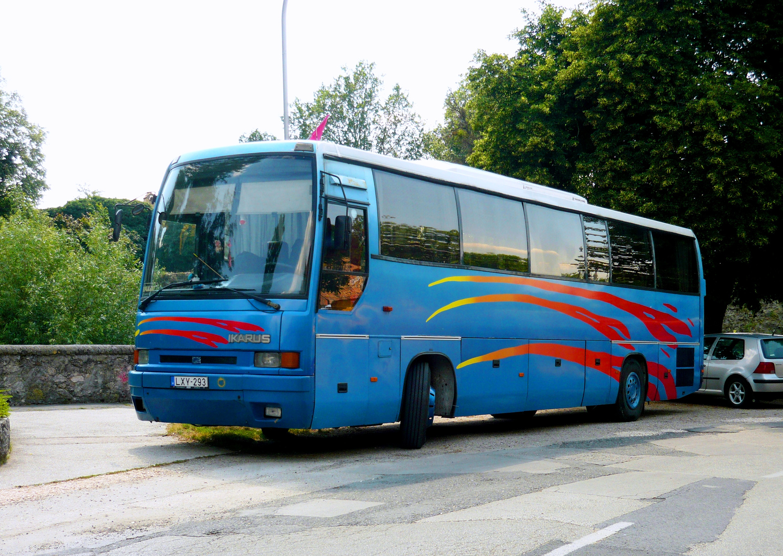 Ikarus 386.02 (LXY-293)