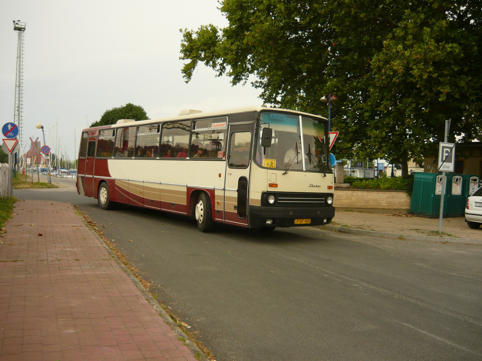 Ikarus 250.59 (FSF-890)