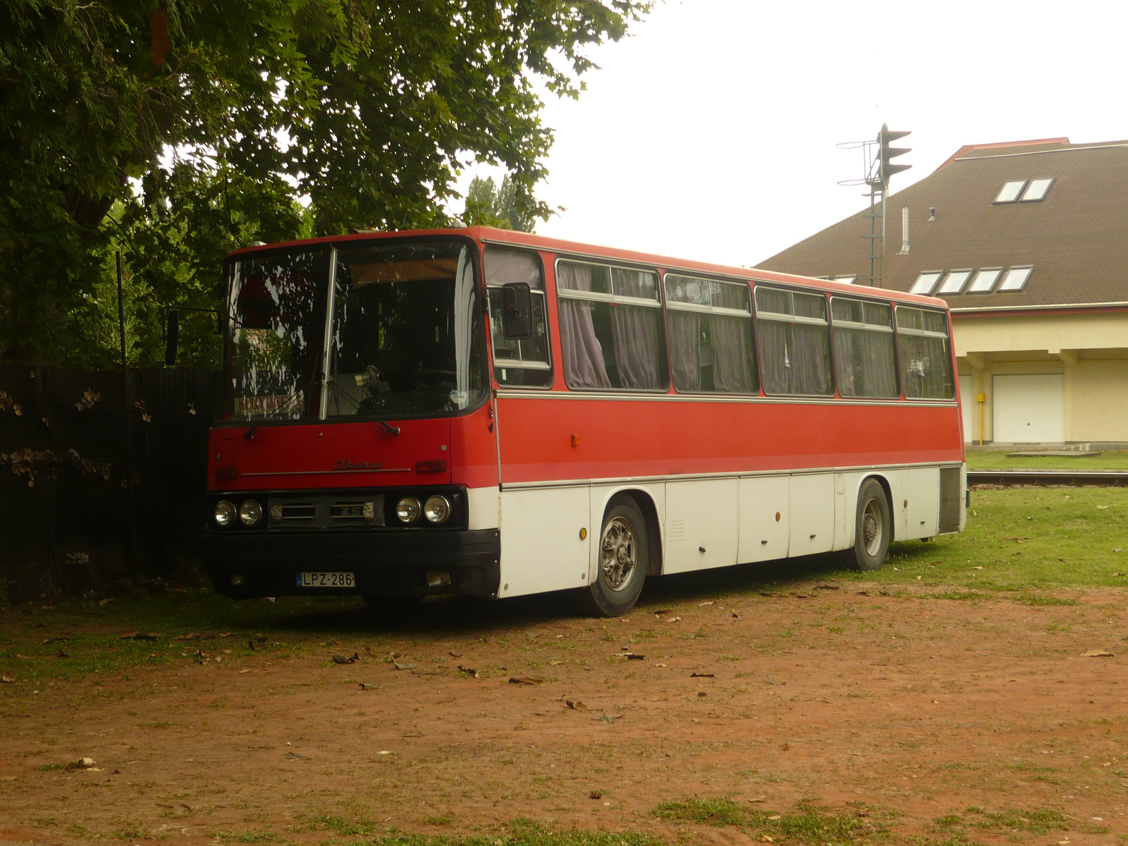 Ikarus 256.50E (LPZ-286)