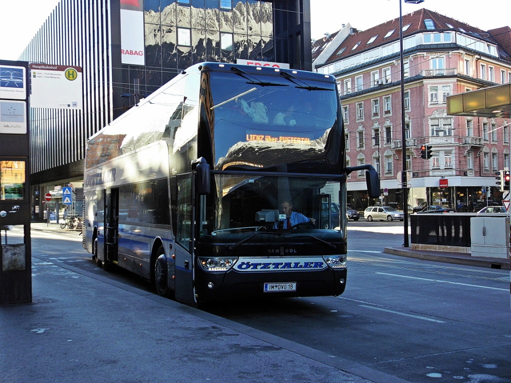 Van Hool Astromega (IM-OVG18)