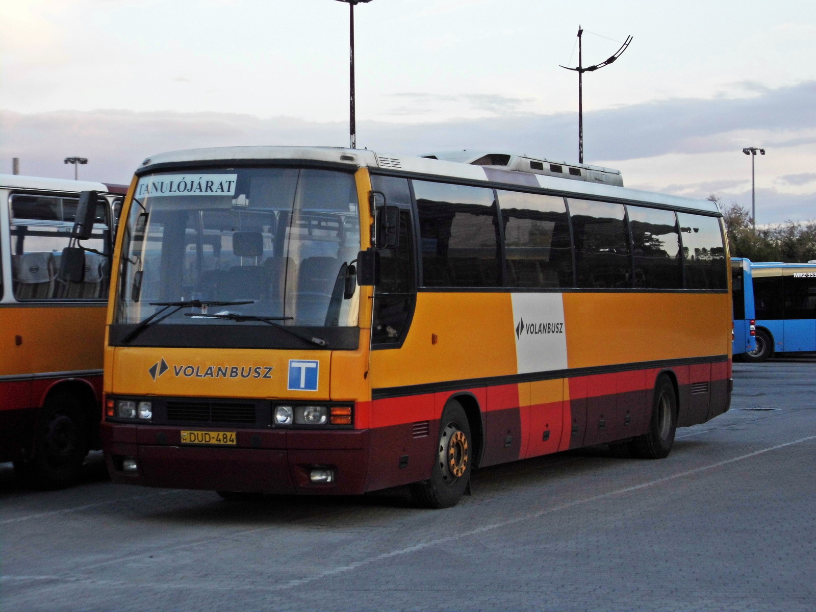 Ikarus 350.08 (DUD-484)