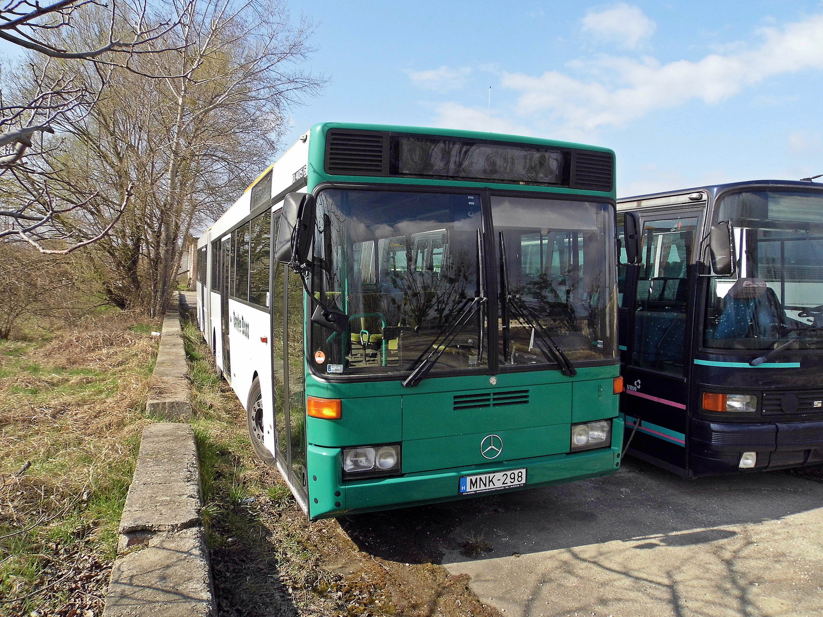 Mercedes-Benz O405gn (MNK-298)