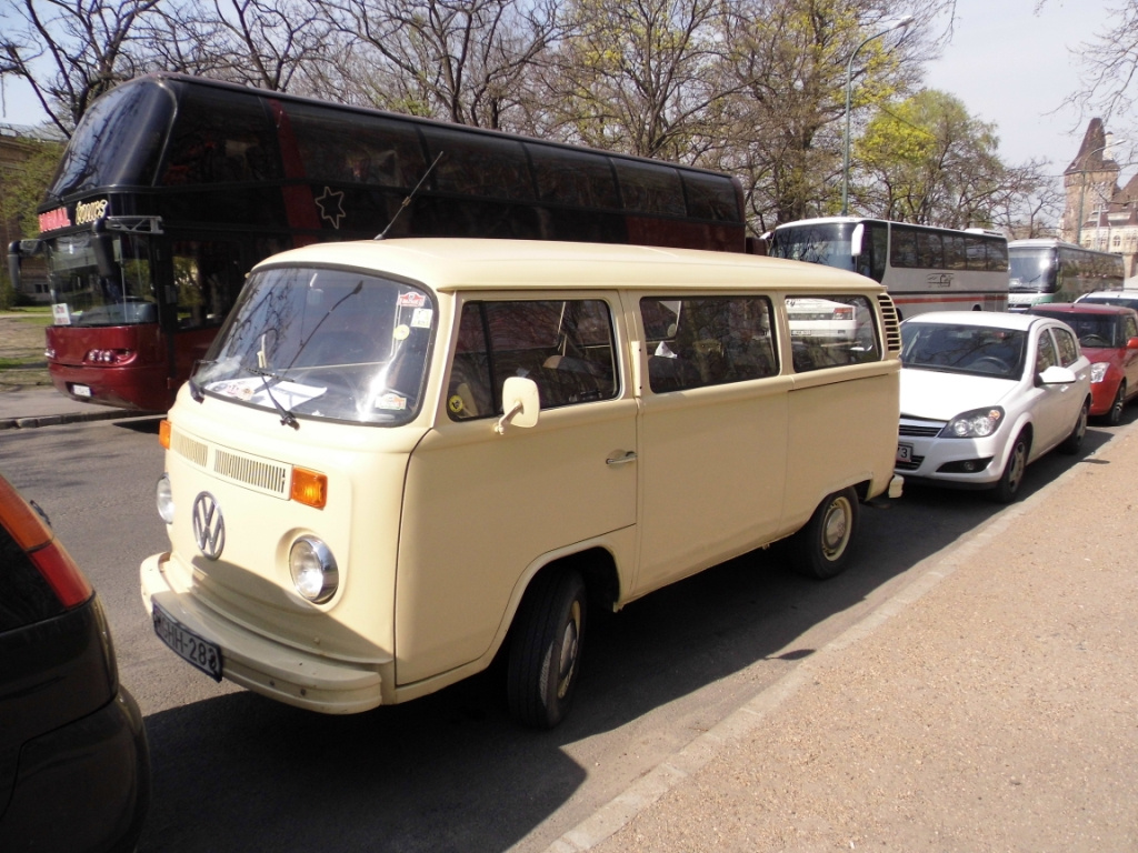 Volkswagen T2