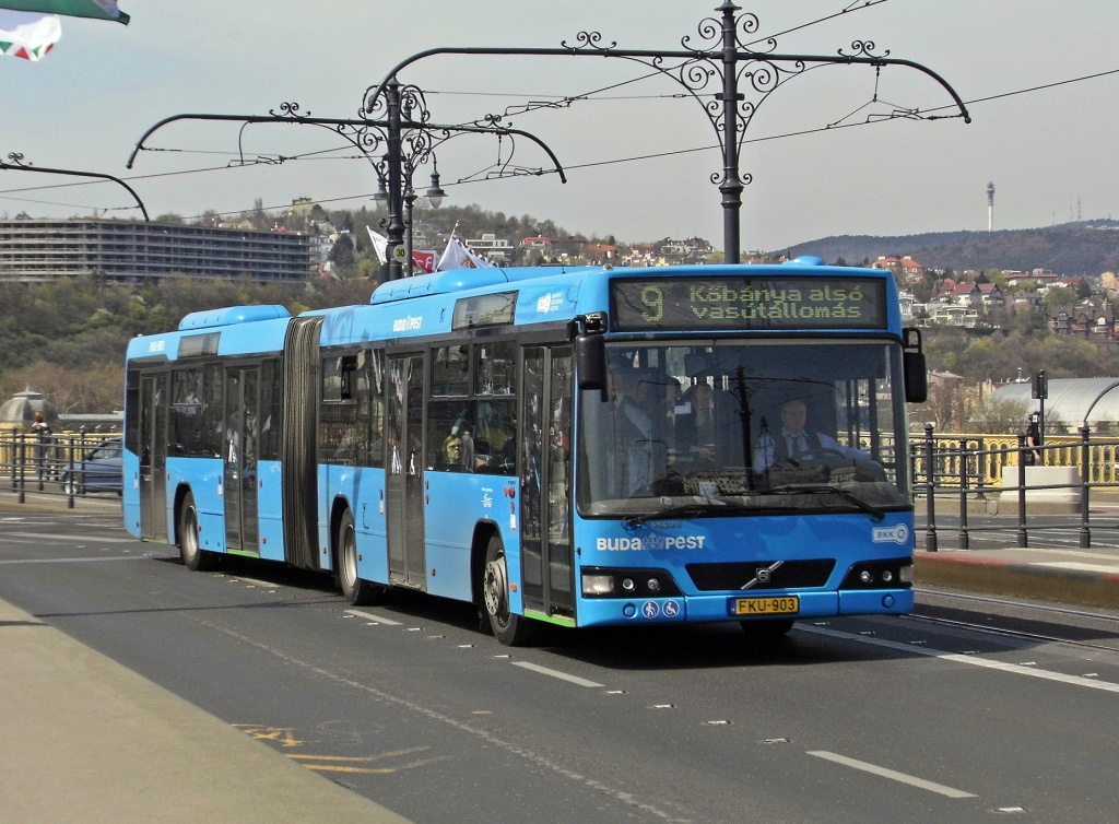 Volvo 7700A (FKU-903)