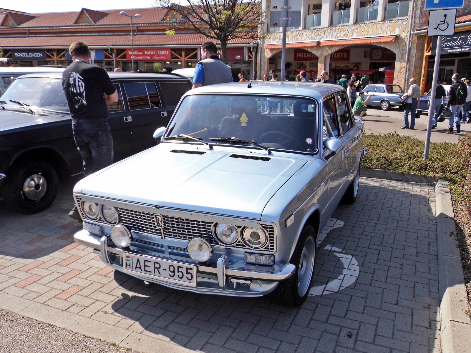 Lada 1500