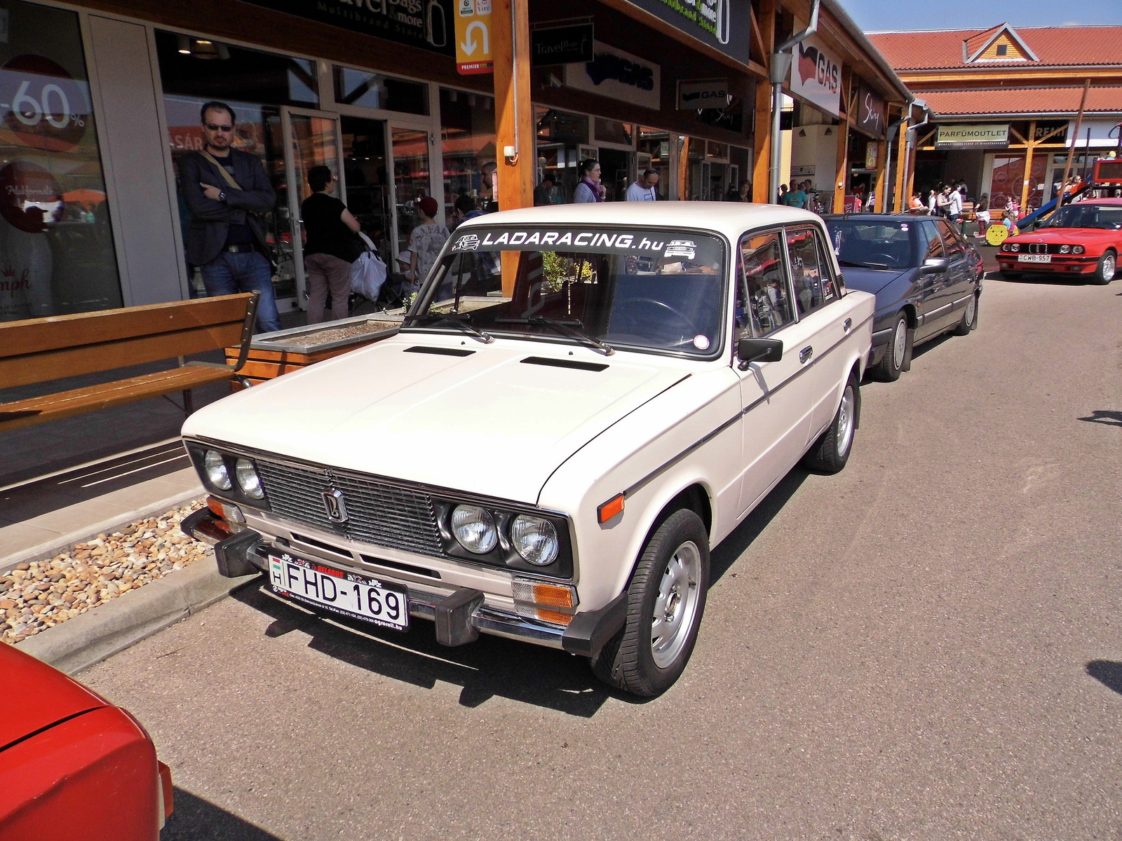 Lada 2106