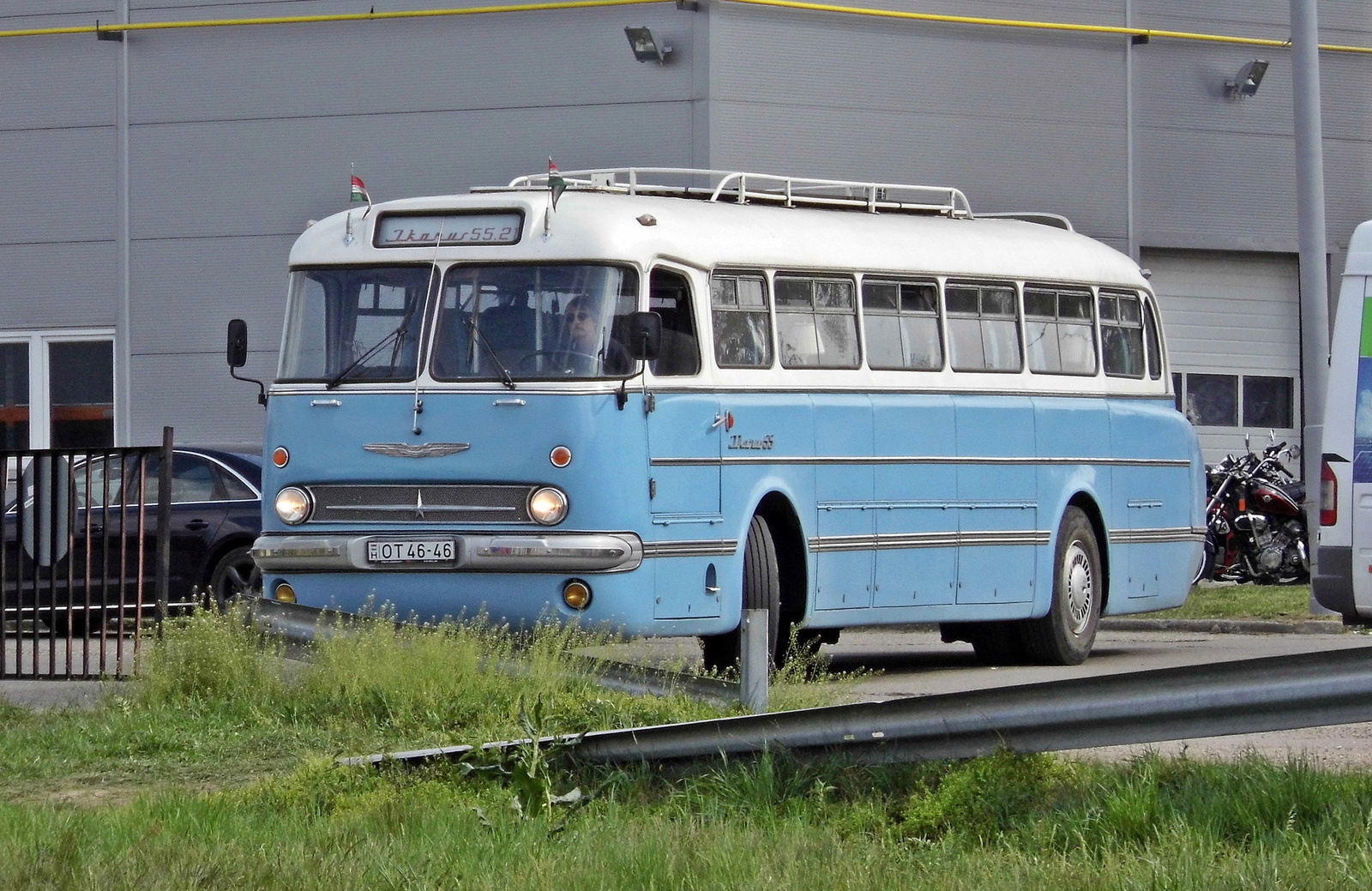 Ikarus 55 (OT 46-46)