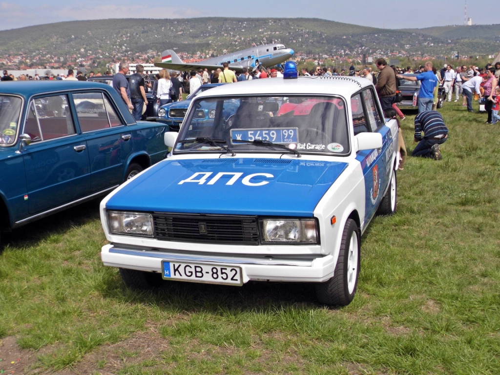 Lada 2105