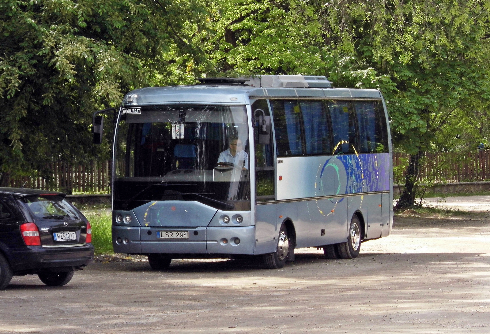 Ikarus E13 (LSR-296)