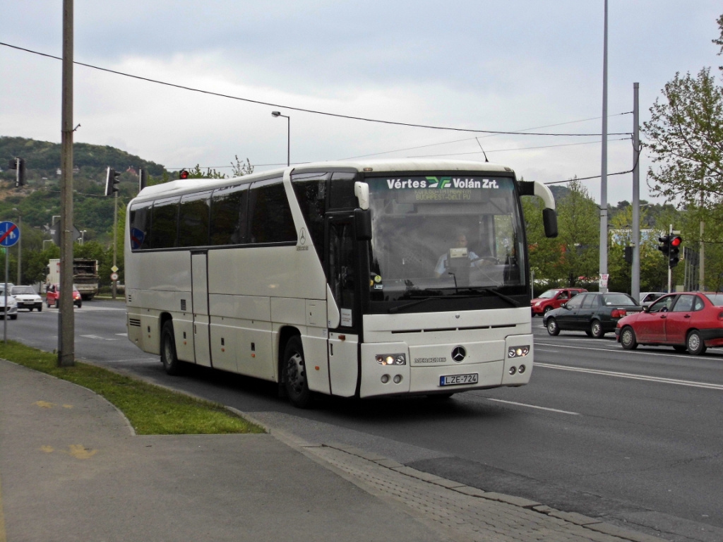 Mercedes-Benz Tourismo (LZE-724)