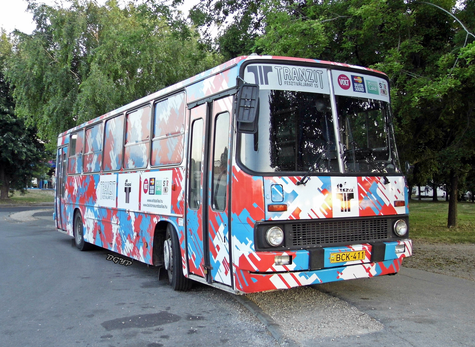 Ikarus 260.32 (BCK-411)