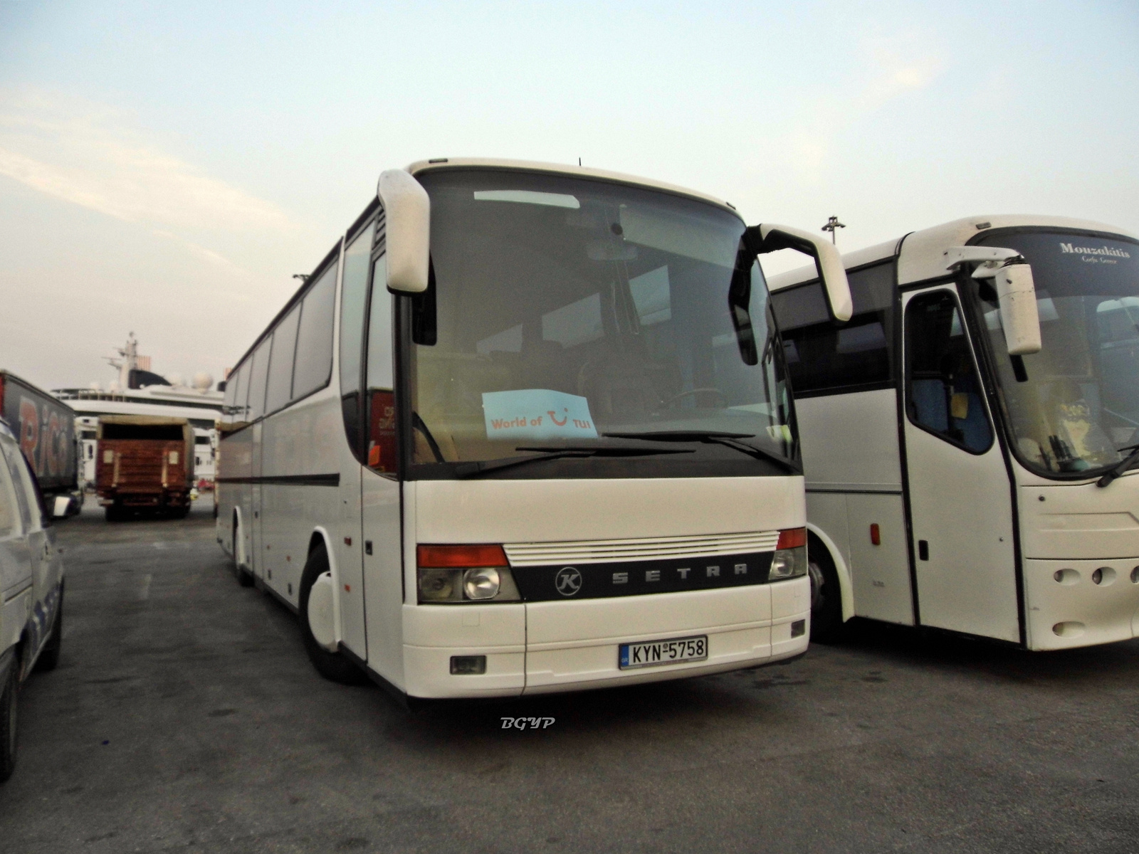 Setra S315 HD (KYN-5758)