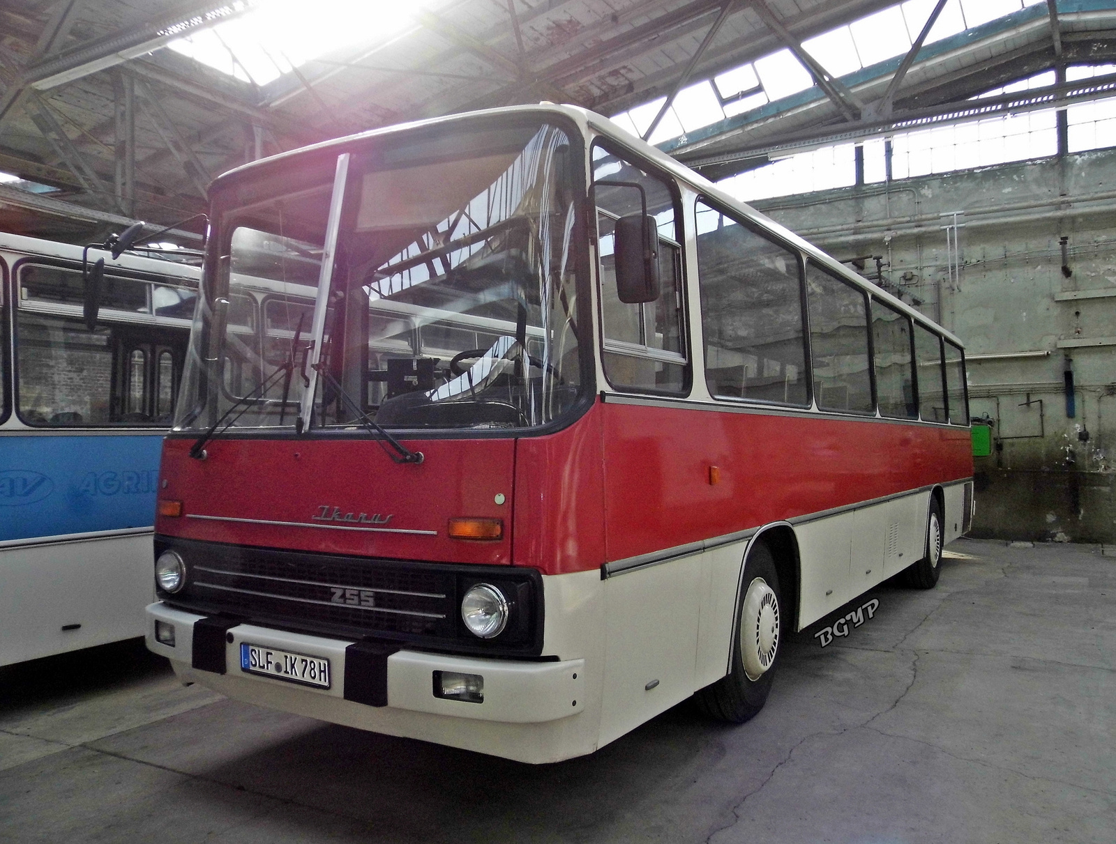 Ikarus 255.72 (SLF-IK 78)