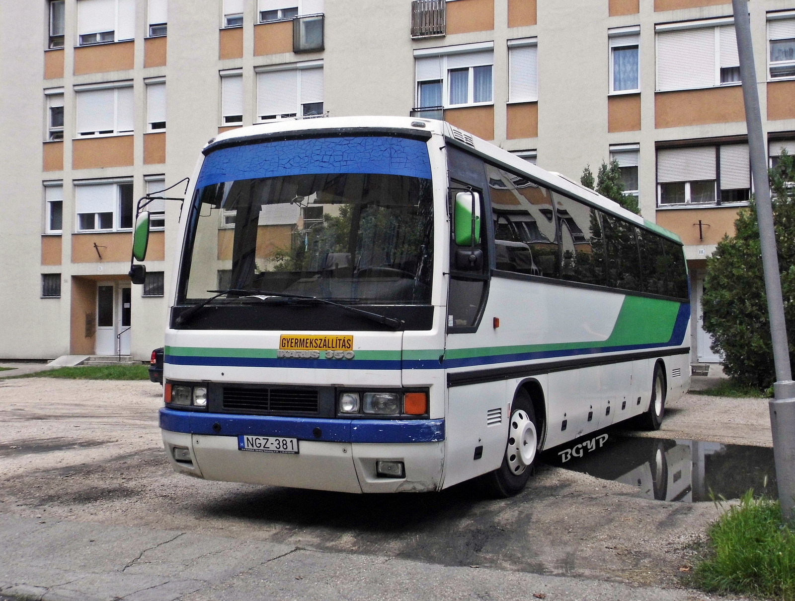 Ikarus 350.08 (NGZ-381)