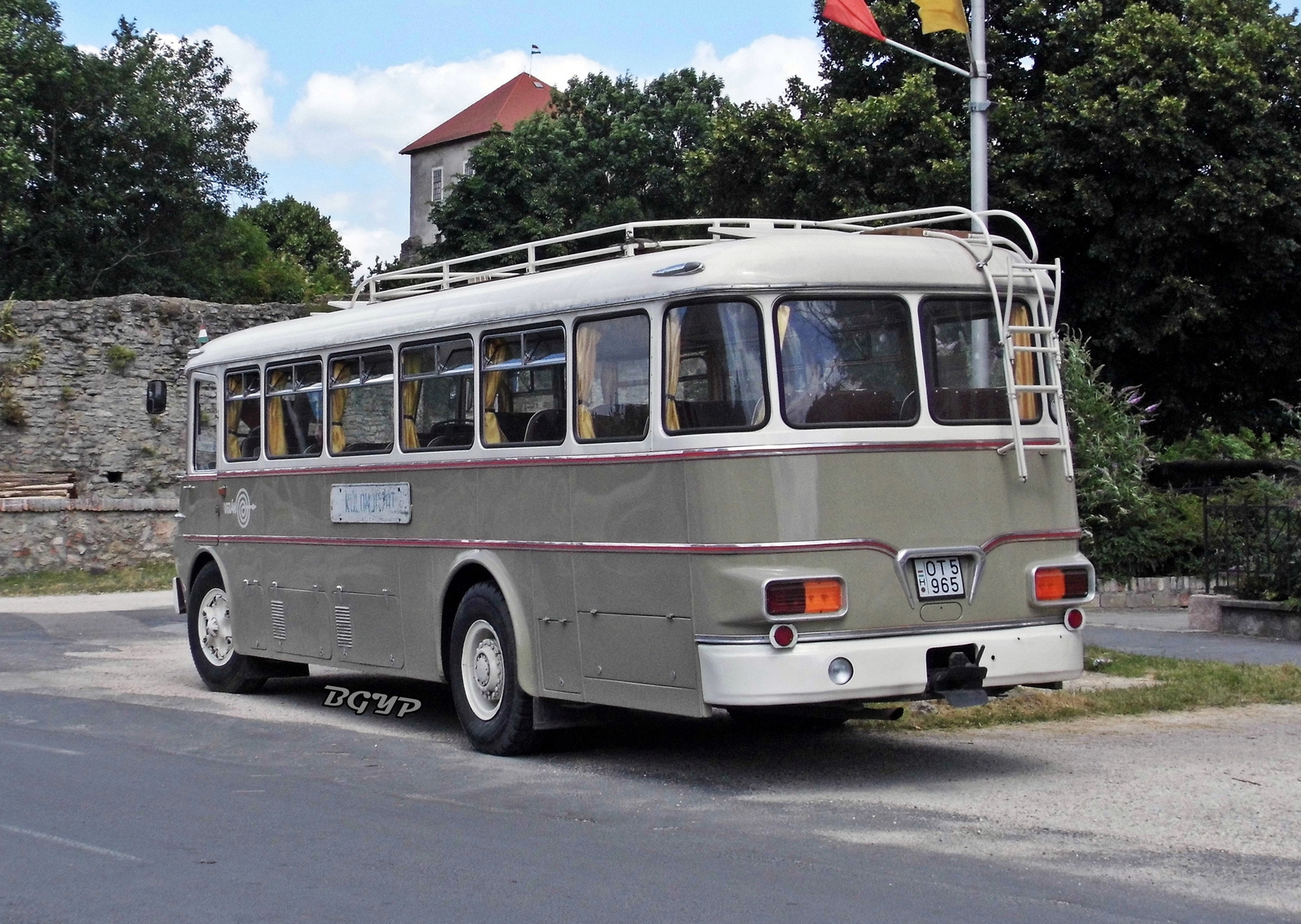 Ikarus 630 (OT 59-65)