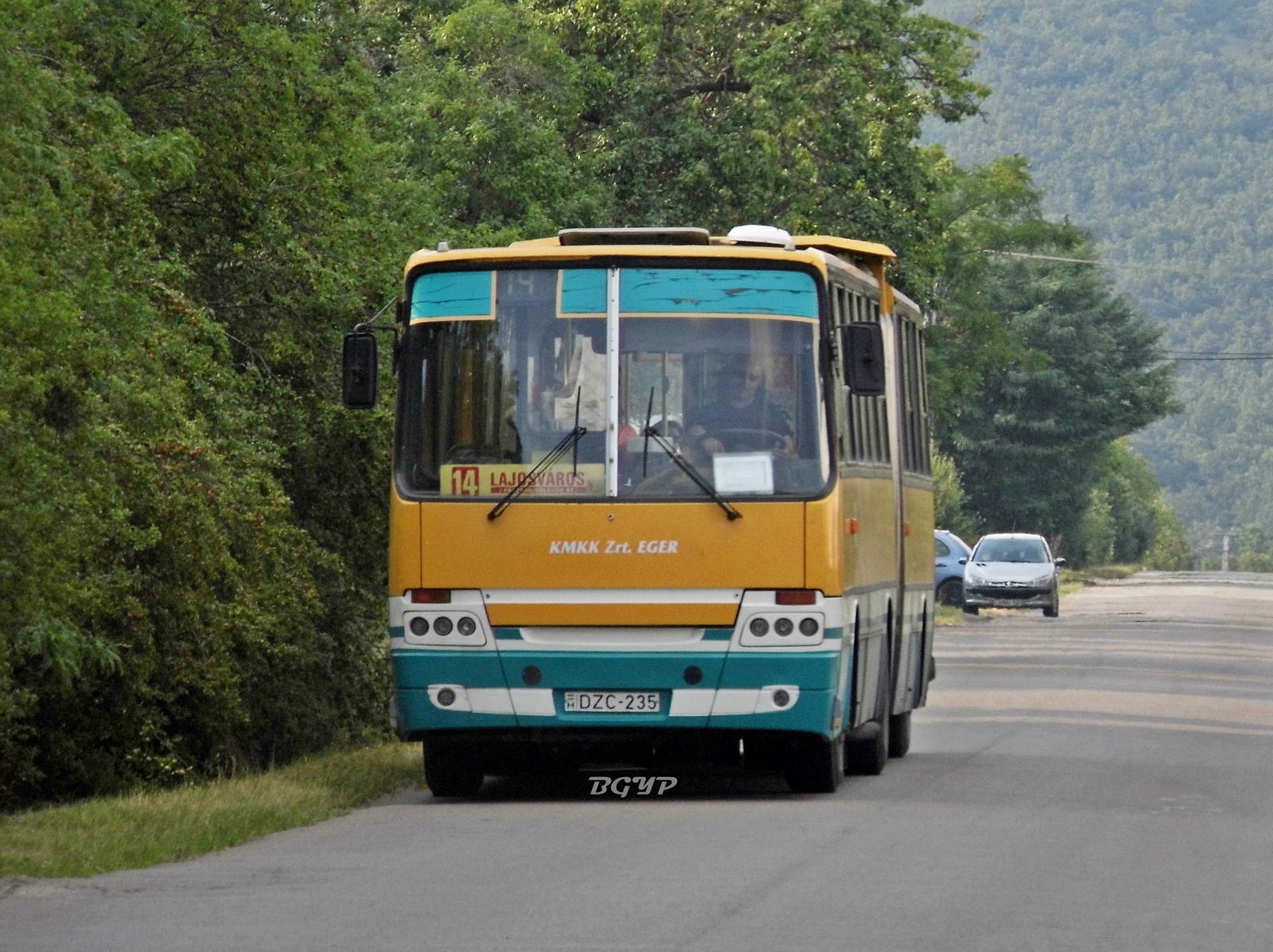 Ikarus 280.02 (DZC-235)