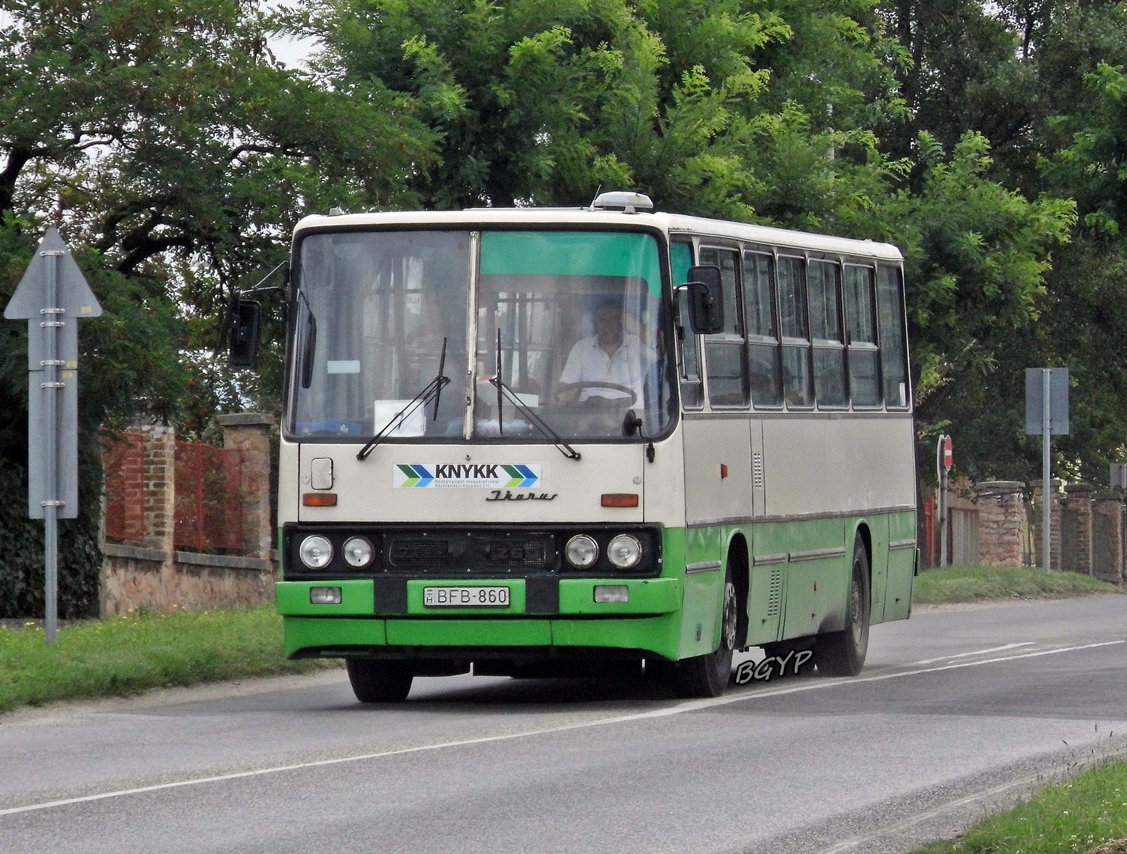 Ikarus 260.32 (BFB-860)