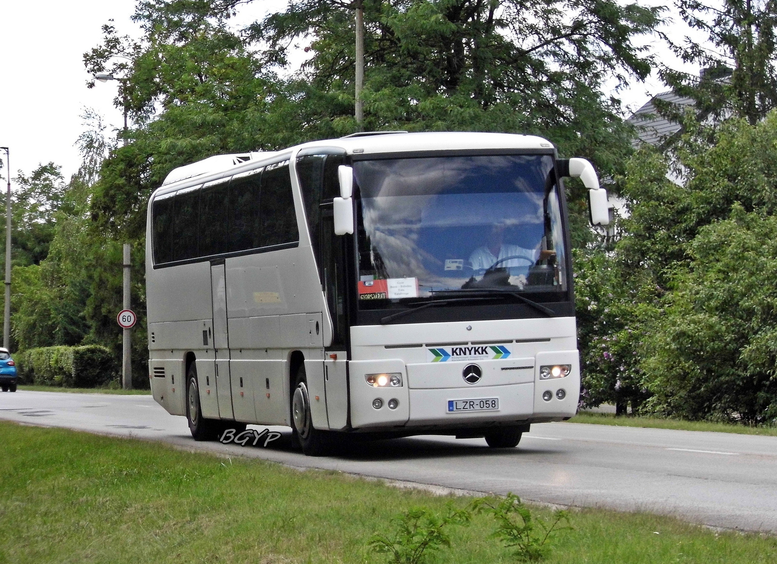 Mercedes-Benz Tourismo (LZR-058)