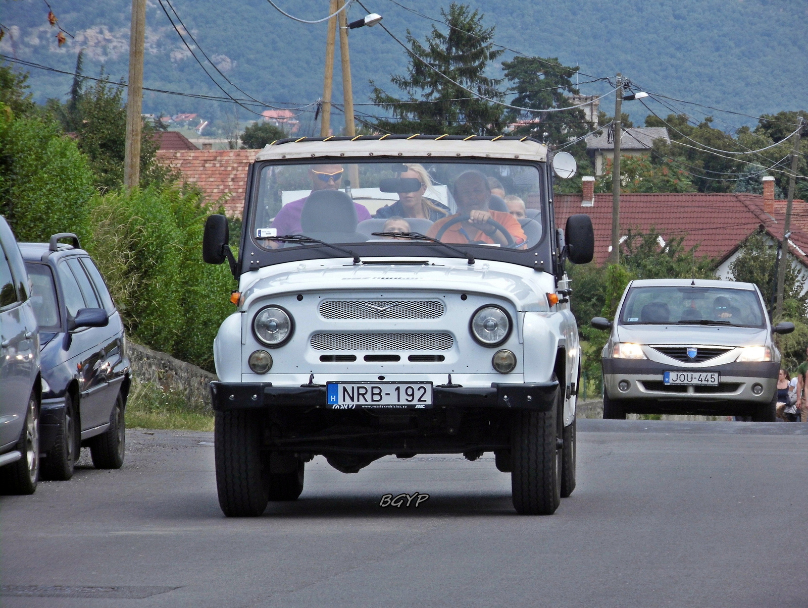 UAZ Hunter