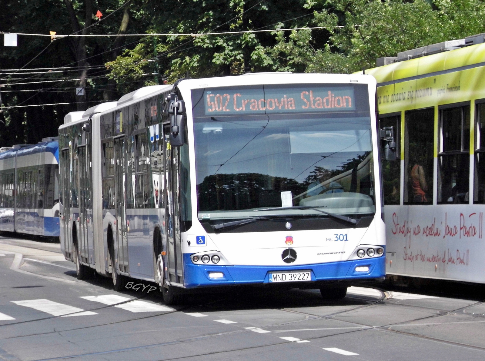 Mercedes-Benz Conecto (WND 39227)