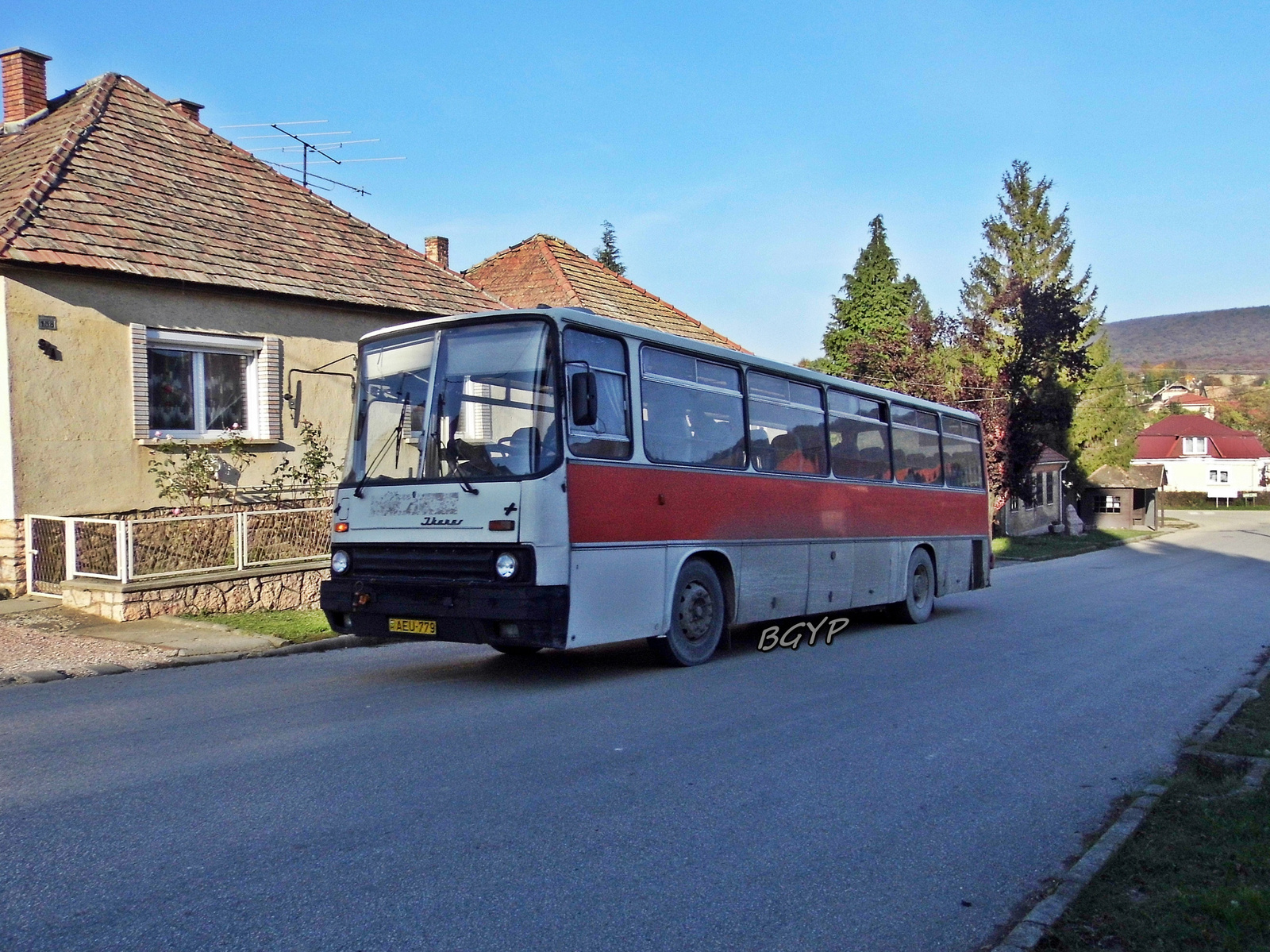 Ikarus 256.50V (AEU-779)