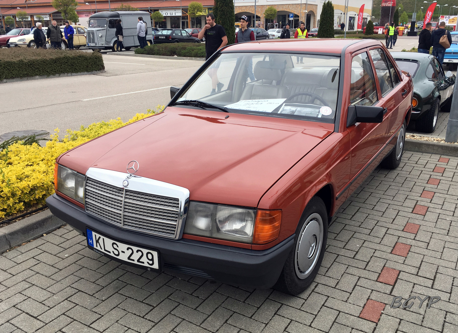 Mercedes-Benz 190