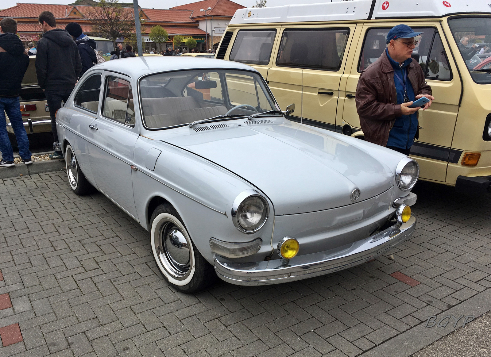 Volkswagen 1600