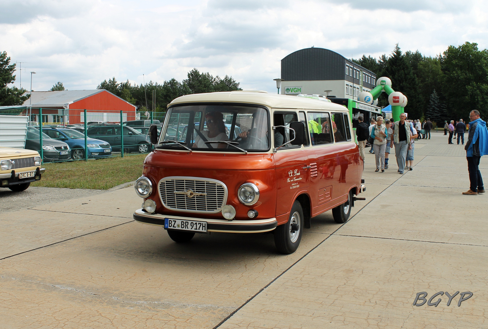 Barkas B1000