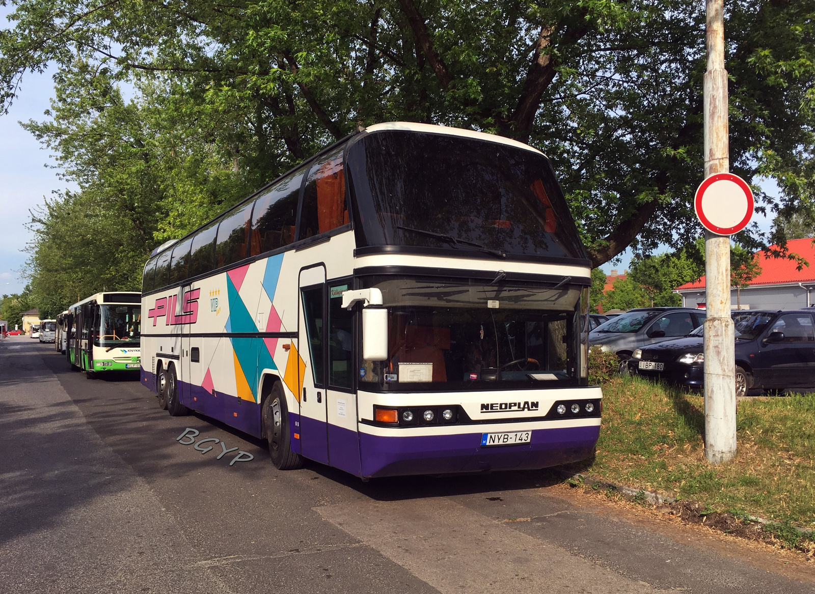 Neoplan Spaceliner (NYB-143)