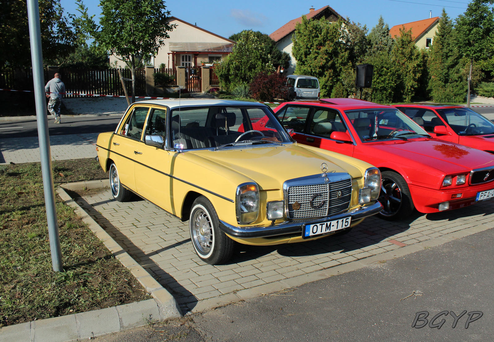 Mercedes-Benz 200D