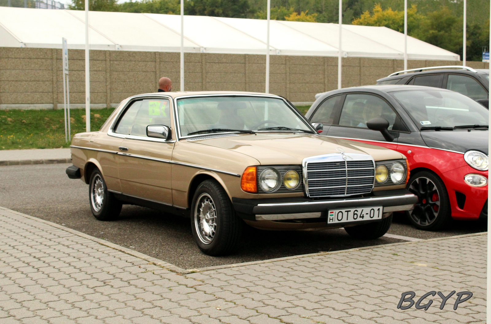 Mercedes-Benz 300CD