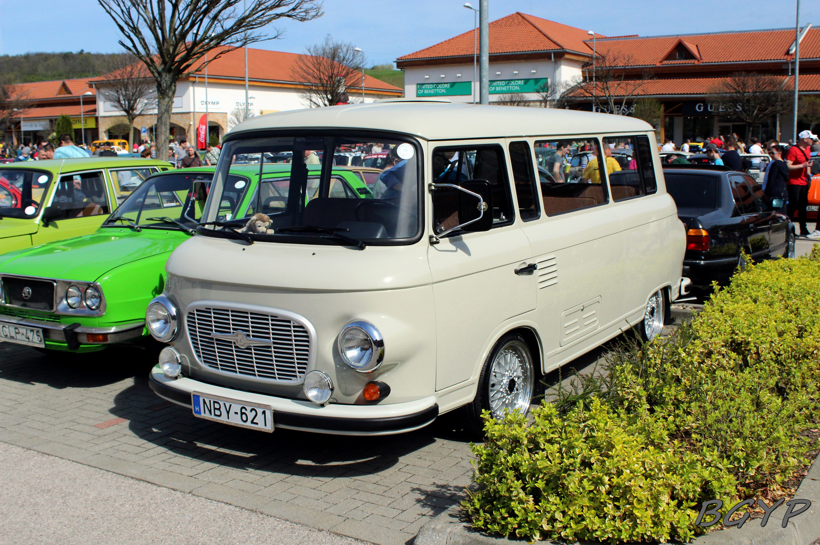 Barkas B1000