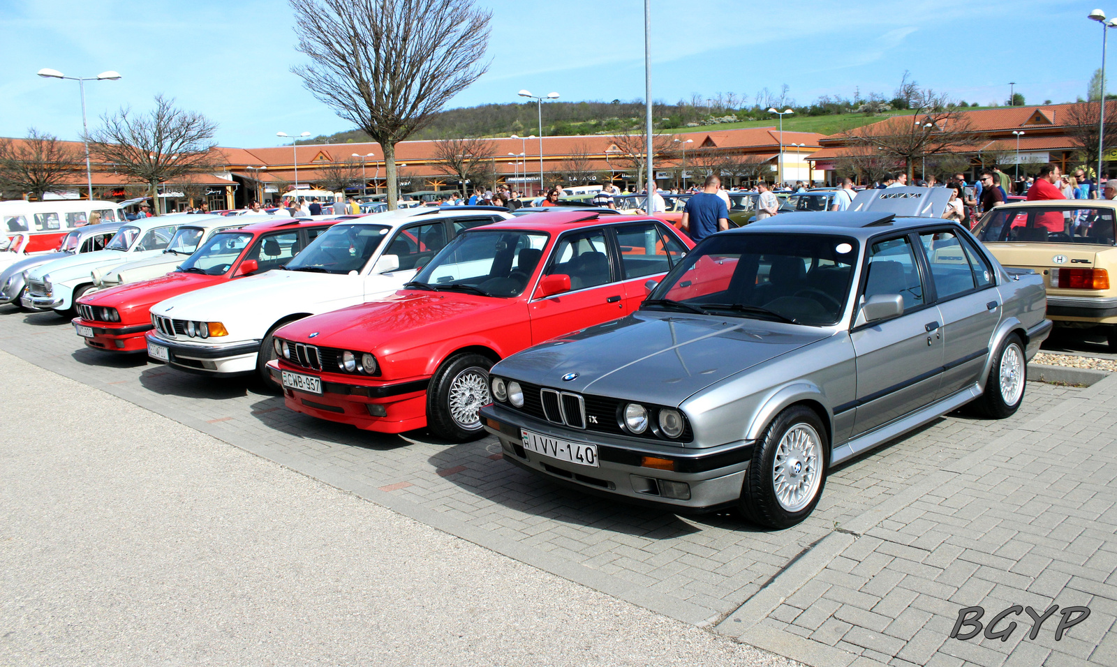 BMW E30