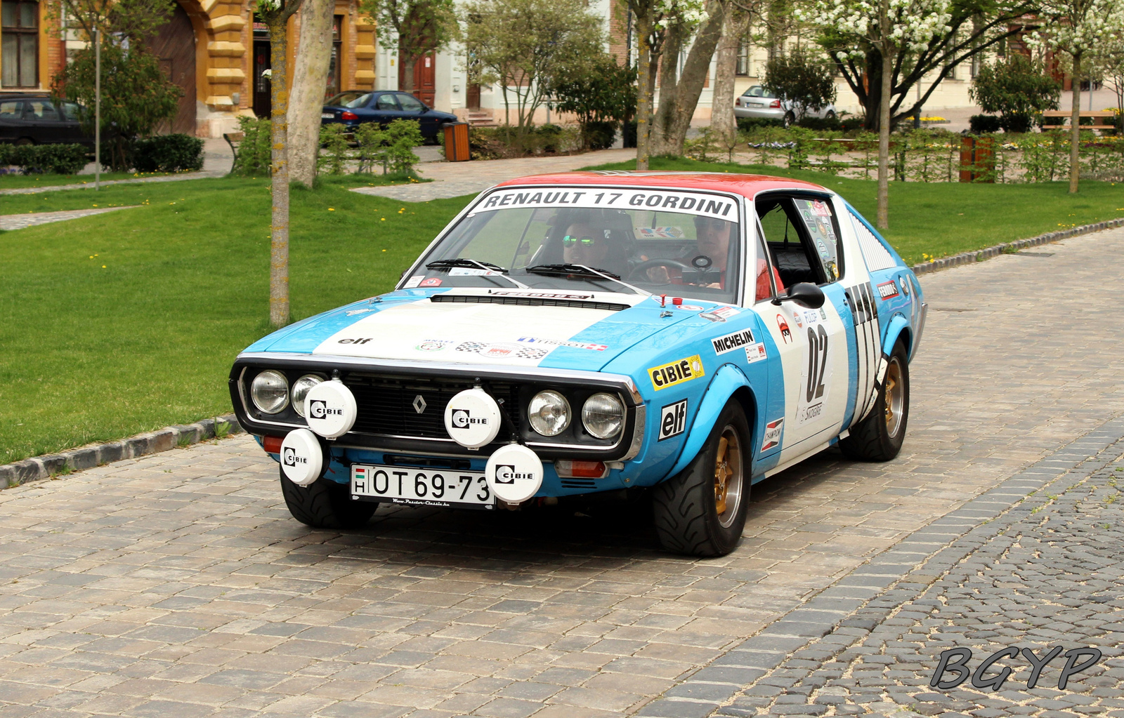 Renault 17