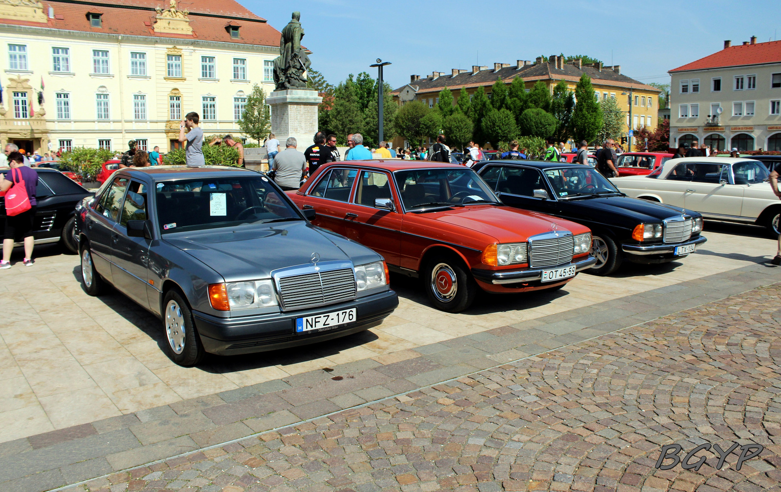 Mercedes-Benz W124