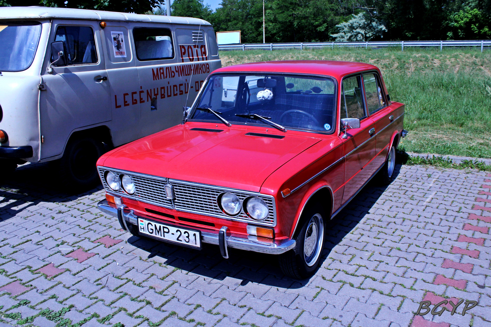 Lada 2103