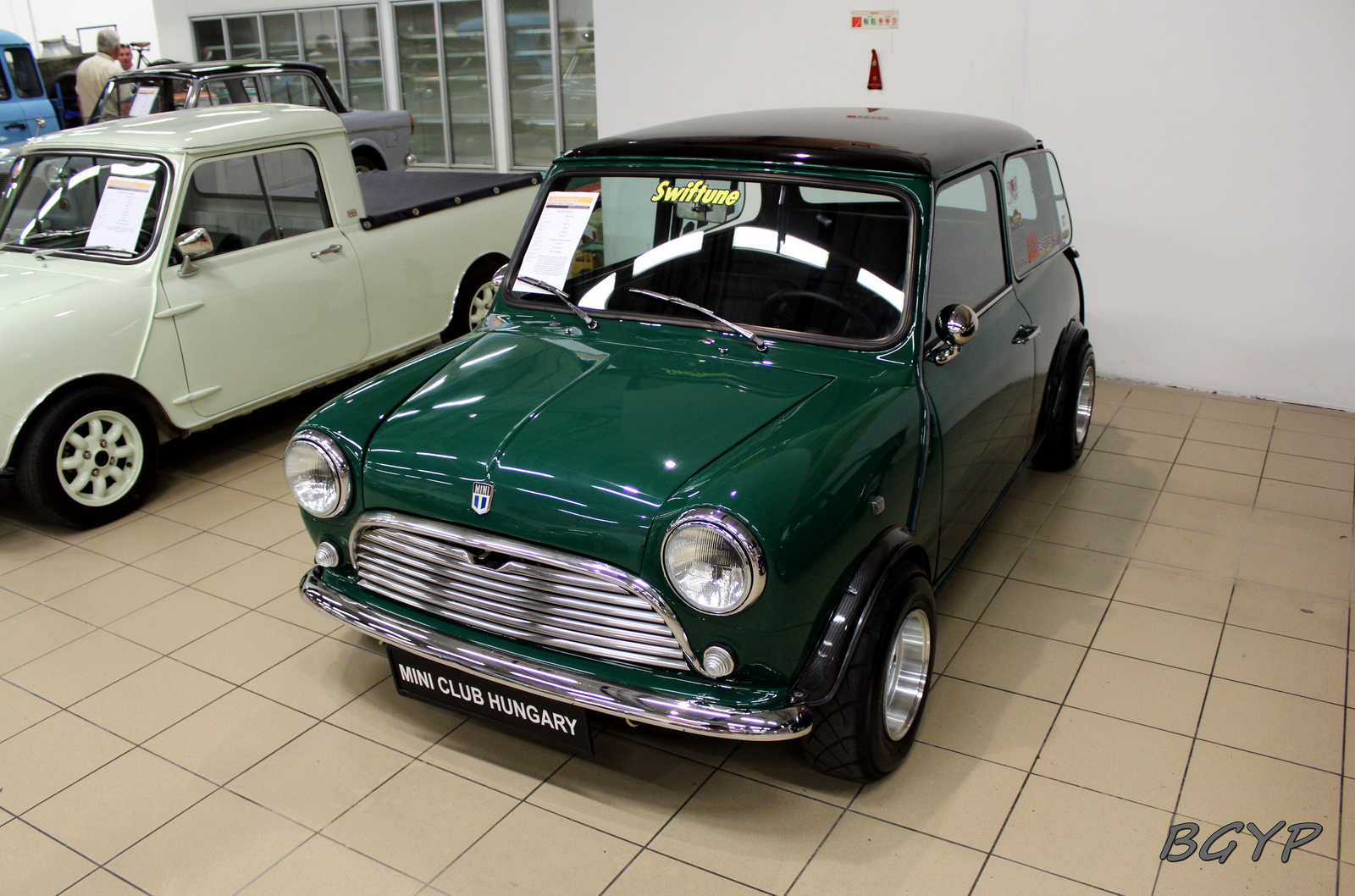 Mini