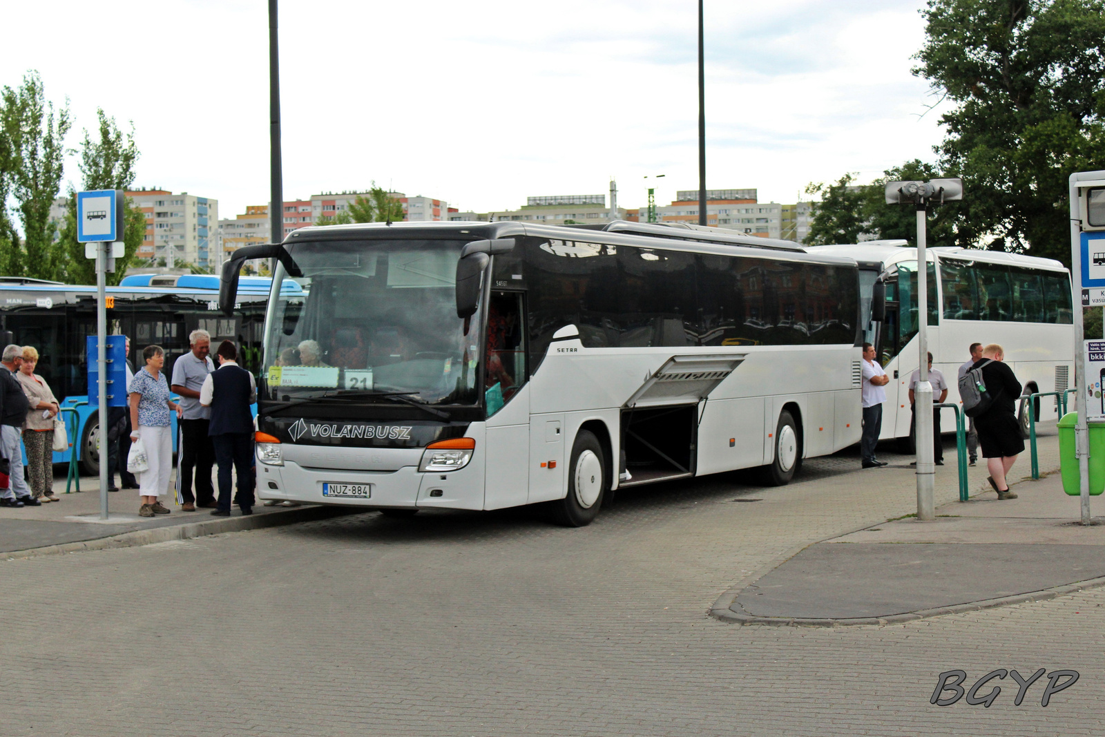 Setra S415 GT (NUZ-884)