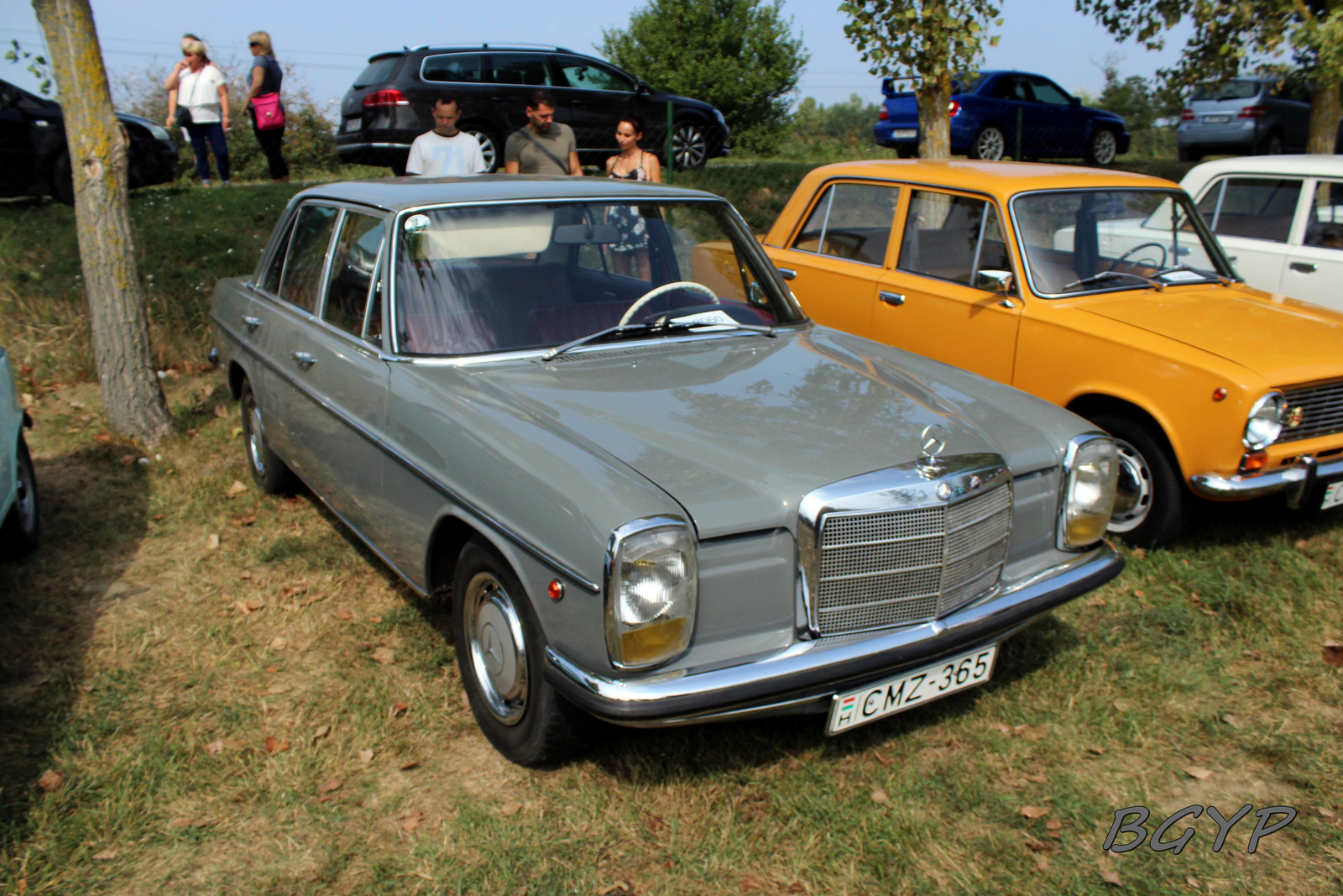 Mercedes-Benz W115