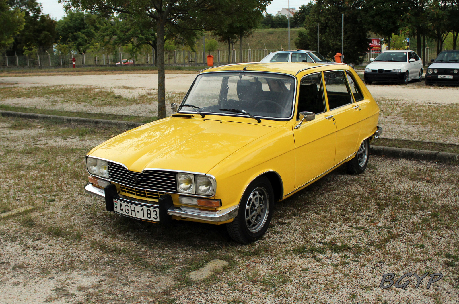 Renault 16