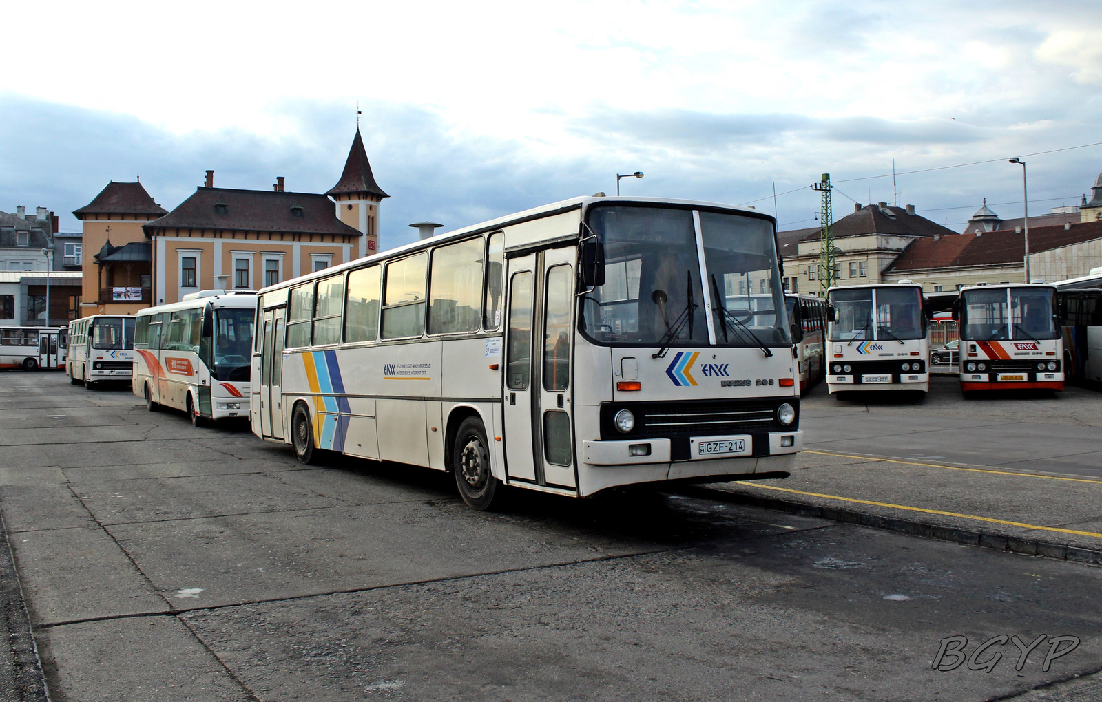 Ikarus 263.10 (GZF-214)