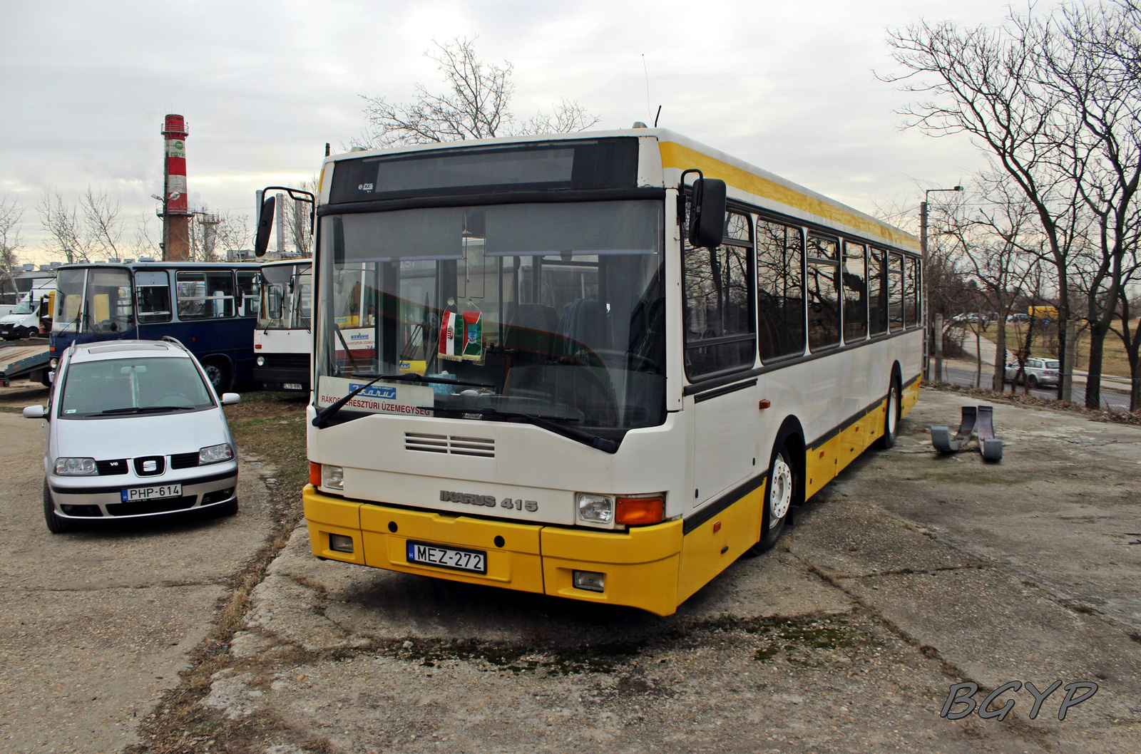 Ikarus 415.18B (MEZ-272)