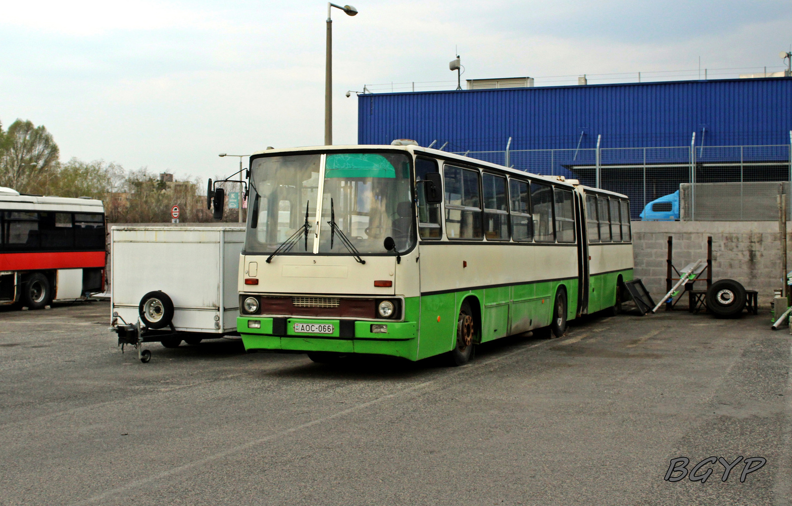 Ikarus 280.06 (AOC-066)